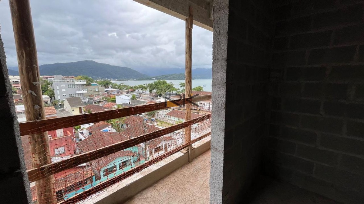 Apartamento No Itaguá à Venda com 3 Dormitórios,vista Mar em Construção