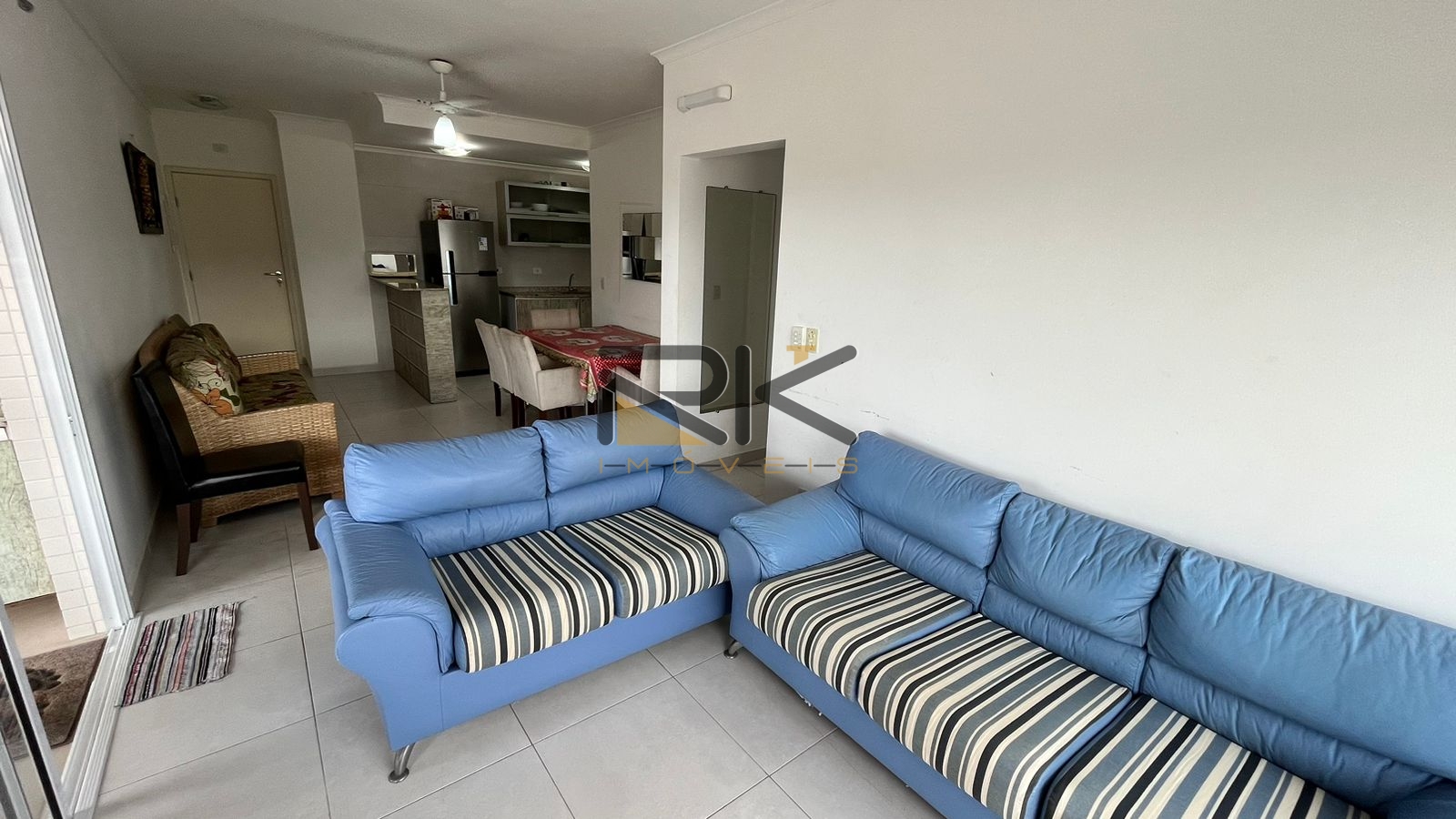 Cobertura Praia Grande em Ubatuba-sp com 2 Dormitórios,sendo 1 Suíte,varanda Gourmet com Churrasqueira,2 Vagas de Garagem