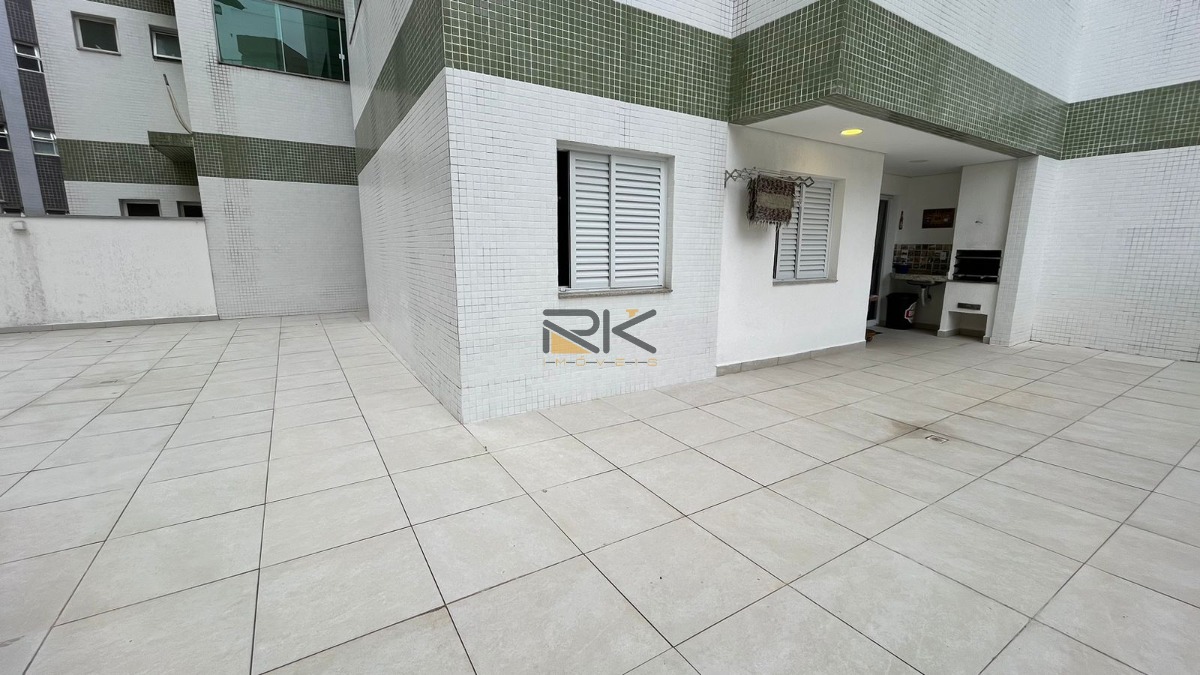 Apartamento Praia Grande com 2 Dormitórios Sendo 1 Suíte,1 Vaga de Garagem,varanda Gourmet com Churrasqueira e Quintal